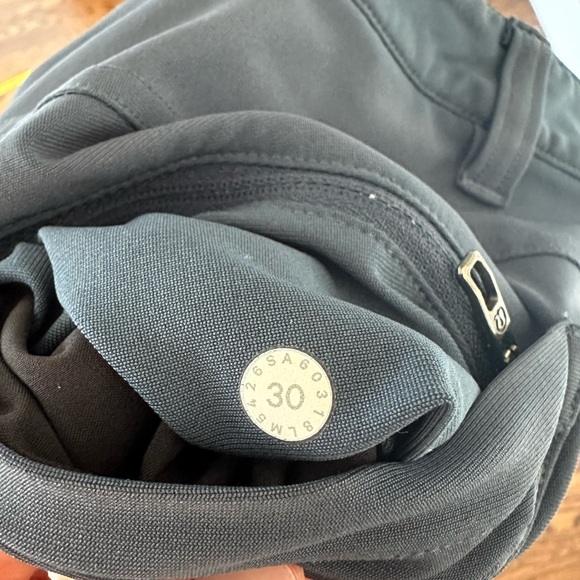 Lululemon ABC Pants 30W - Picture 6 of 6